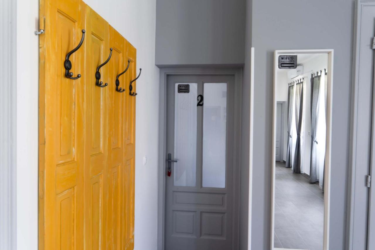 Kunfoglalas Apartmanhaz Kisujszallas المظهر الخارجي الصورة